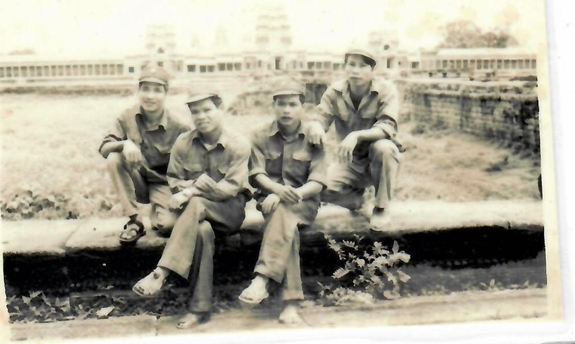 Kỳ 1: Máu và hoa trên đất nước Chùa tháp